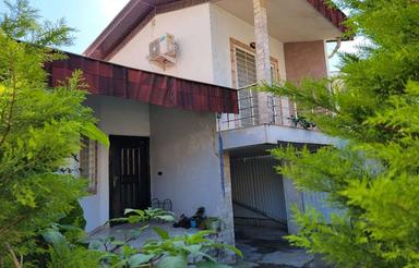 فقط مسافر سویت دربست نزدیک شهر و دریا