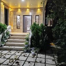 فروش ویلا فضا سازی زیبا300متر زمین 120متر بنا در جاده نظامی