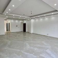 آپارتمان 145 متری ، 3 خواب ، کلید نخورده در خیابان هراز