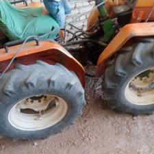 تراکتور گلدونی کمرشکن ایتالیایی