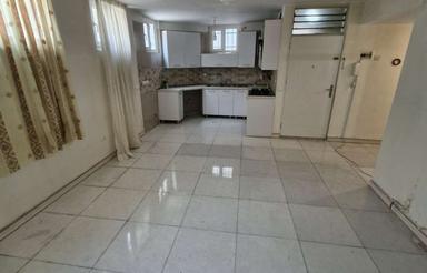 58 متری تک واحدزیر همکف امام خمینی بین یادگار و جیحون تخلیه