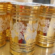 لیوان طلایی