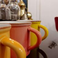 باریستا و سالن دار کافیشاپ