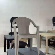 مبل 6 نفره و میز حصیری صندلی کافه و میز حصیری و نیم ست حصیری