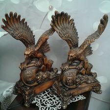 مجسمه عقاب جفت