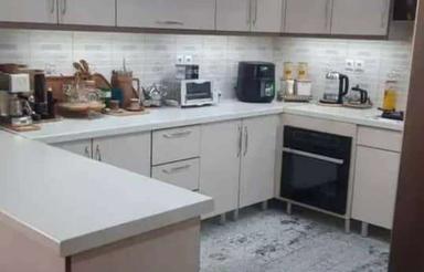 آپارتمان 132 متر نوساز/ طبقه 4 / روبه نما /فاز 2 اندیشه