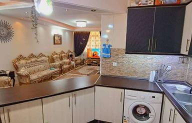 آپارتمان 80 متر/ روبنما/پارکینگ / در فاز 2