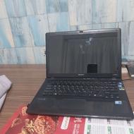 حسابدار خانمم، فقط و فقط در خ عسکریه کار میکنم.