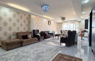 آپارتمان 137 متری/تک واحد/نورگیر/خوش ساخت/پستک