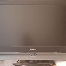 تلویزیون با دستگاه دیجیتال