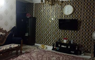 یه واحد مسکونی در مجتمع گل نرگس