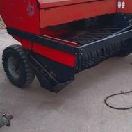 بیلر برچینکار باگره زن آلمانی درحد پرس یونجه وکاه