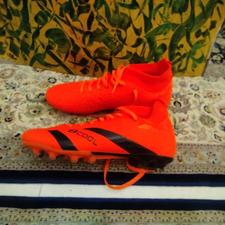 کفش فوتبال چمن