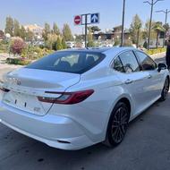 تویوتا کمری هیبرید 2025