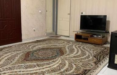 60 متر دارای کمد دیواری و کابینت