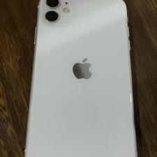 ایفون 11 سفید 128 گیگ