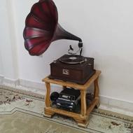 گرامافون گرام قدیمی