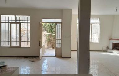 330 متر پشت حاشیه وکیل آباد