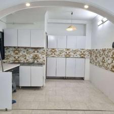 فروش آپارتمان 86 متری طبقه 2 در خیابان هراز