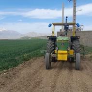 تراکتور جاندیر 3140