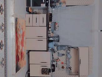 طبقه اول داری یک خواب