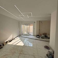 سوییت نوساخت حیاط دار شیک با پارکینگ گمرکات