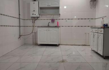 واحد 80 متری همکف