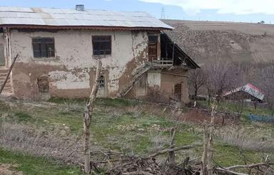 زمین و خانه کلنگی