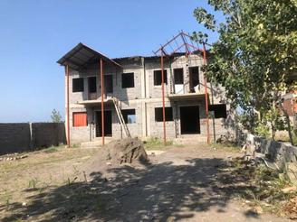 فروش ویلا 145 متربنا 200مترزمین سنددار پروانه زیر قیمت منطقه