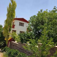 فروش ویلا دوبلکس با شاهنشبن 210 متر در باغ شهر کیلان دماوند