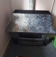 بخاری شومینه ای بزرگ