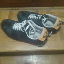 کتونی اسپورت مخملی