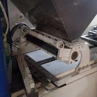 قیف زن کم کار تمیز