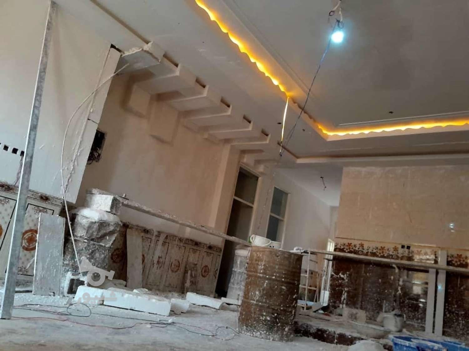 گچ کاری کاشی کاری