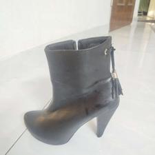 بوت و نیم بوت تو کرکی