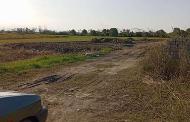 زمین بر جاده 400متری