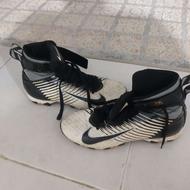 کفش چند منظوره