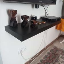 میز تی وی دیواری