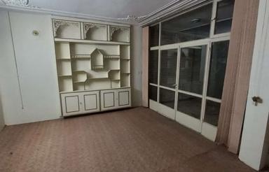 فروش منزل ویلایی در به حیاط . خیابان جامی