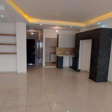 آپارتمان 130 متر کلید نخورده 3 خواب در میدان شمع لوکیشن عالی