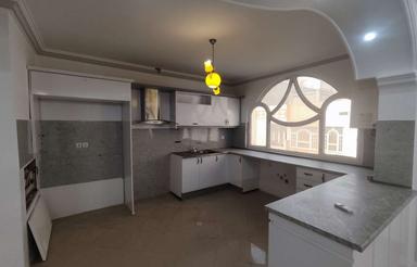 115 متر تکواحدی با آسانسور ( صیادشیرازی )