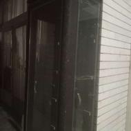 یک عدد ویترین با قیمت رسیار مناسب