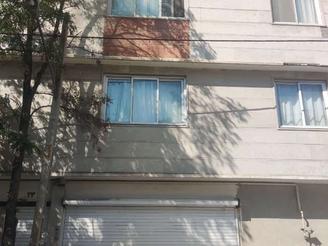 100 متری واقع در هاشمیه 38