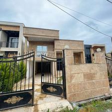 نیم پیلوت 240 متری / سنددار