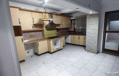 اجاره آپارتمان 95متری خوش نقشه در براصلی خیابان ساری