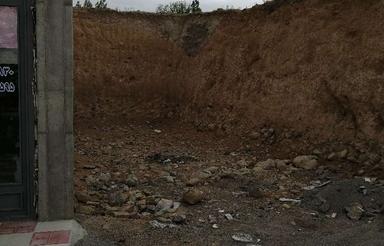 زمین تجاری خاکبرداری شده