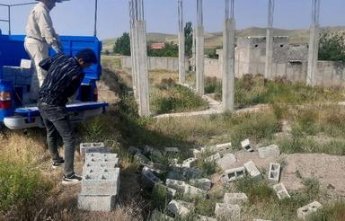 240مترزمین 100متربنادوخواب هشترودروستای پوستین دوزبهراتوبان