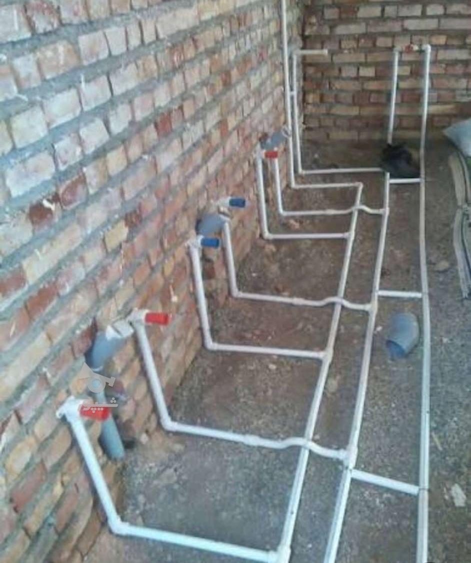 اجرای لوله کشی پنج لایه(کلکتور،لوله کشی سرد و گرم،تست)