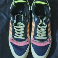 کتونی آدیداس مسترکوالیتی اورجینال سایز 41 ریز