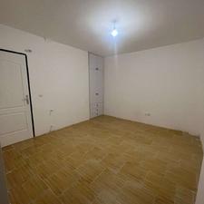 80 متری فول و شیک با آسانسور و پارکینگ